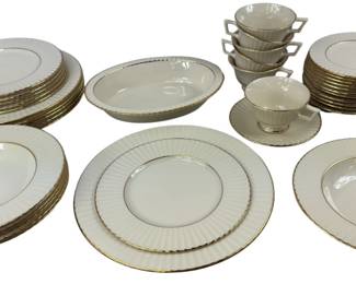 LENOX Citation Gold Dishes Fluted Ruffled 