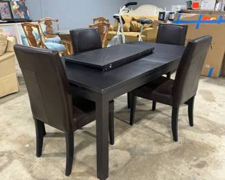 Table and Chairs Orlando