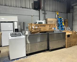 Refrigerators, Washer & Dryers, Milk Coolers and Tubs Orlando Estate Auction
