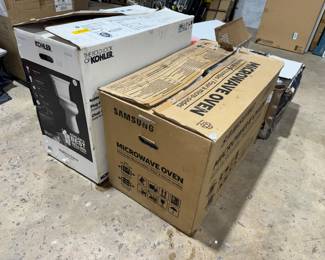 Toilets and Microwave Ovens Orlando Estate Auction