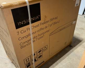 Insignia Chest Freezer Orlando Estate Auction