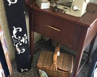 Pfaff Sewing Machine & Cabinet