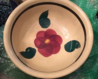 Large Watt Pottery Bowl