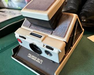 Instant camera! When it’s folded up, it flat!