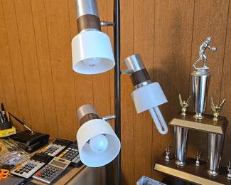 MCM standing pole floor lamp