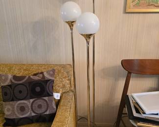 MCM 3 globe floor lamp