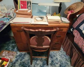 Beautiful antique desk!!