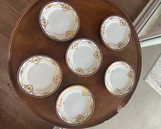 Blue & Gold Tea Set -
5 tea cups
6 tea saucers - one is cracked
6 snack plates
Creamer
Sugar w/ lid
Tea Pot w/ lid
Noritake Hand Painted Tea Set
$200