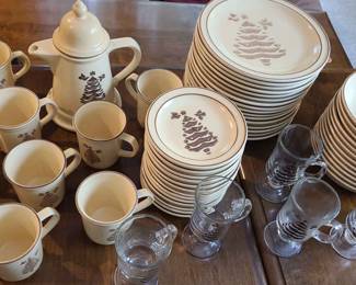 Pfaltzgraff Christmas collection