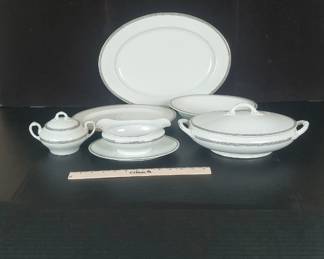 T.K.ThunGerman China Service Set