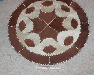 Handmade Cowhide Round Rug with Hair 46 Round