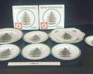 Spode Christmas Tree 12 Salad Plates 2 Serving Trays 1 Smaller Plate