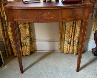 Federal Style Inlaid Mahogany Table