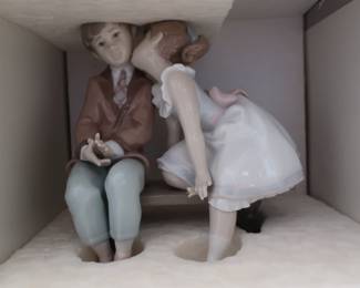 LLadro  Ten and Growing  with box