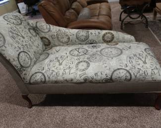 chaise  lounge