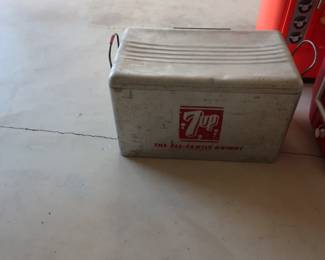 vintage 7up cooler