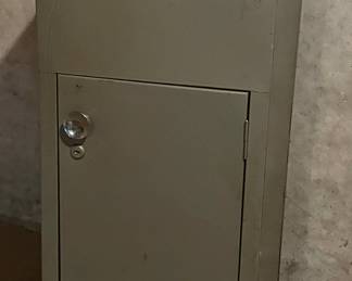 Vintage Eagle Lock Metal Filing File Case Box Industrial 