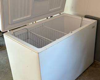 Whirlpool Deep Freeze Freezer • Located in Garage for Easy Pick-Up 