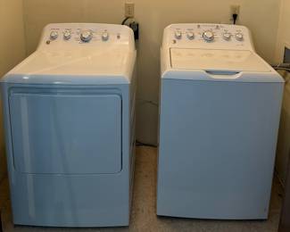 Gently Used GE Washer & Dryer