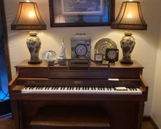 Baldwin piano art lamps clock
