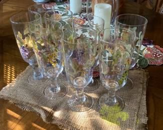 HAND PANINTED STEMMED GLASSES