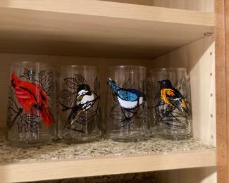 VINTAGE PAINTED BIRD GLASSES