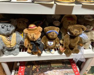BEAR COLLECTION