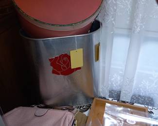 Items Located In The 2nd Bedroom