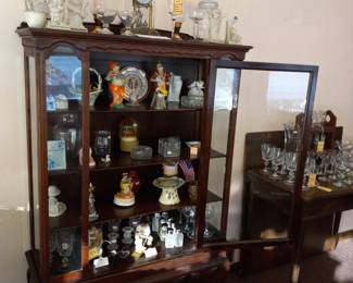 Items Located In The Family Room