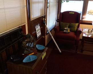 Items Located In The Family Room