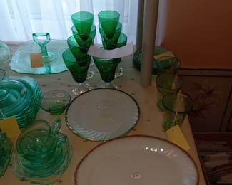 Items Located In The 1st Bedroom