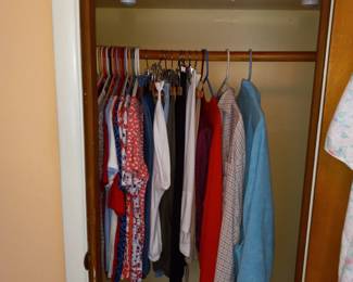 Items Located In The 1st Bedroom
