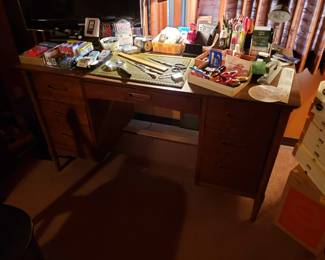 Vintage Lane desk and chair