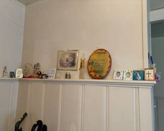 More pictures and Knick knacks
