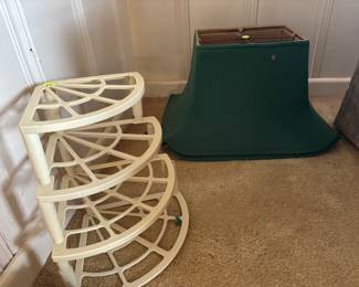 2 Vintage green lamp shades