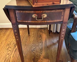 Hickory Furniture Pembroke table