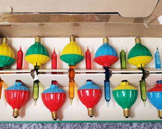 Vintage Paramount Bubble Light Bulbs in Original Box