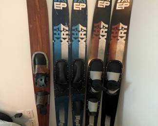 Water skis