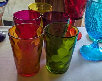 Thumbprint multicolor tumblers
