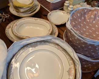 Noritake Barrymore china set in very good condition