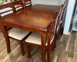 Dining table with 6 chairs