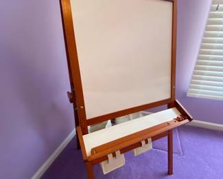 Kid's easel