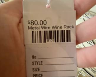 Metal wire wine rack