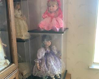 Doll collection- All like new condition