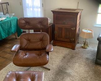 mid century modern chair