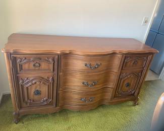 credenza 