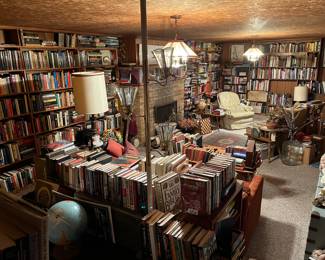 House packed throughout, including 1,000s of books (vintage children’s books, classics, 100s of first editions, history, and more). Many more photos of books follow.