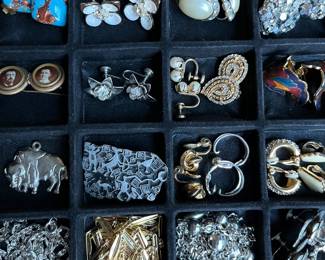 Hundreds of pieces of vintage costume jewelry.