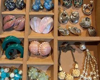 Hundreds of pieces of vintage costume jewelry.