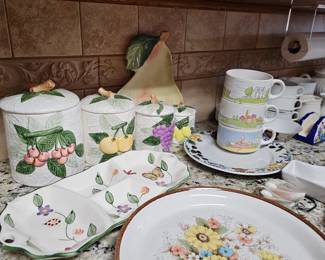 floral kitchenware